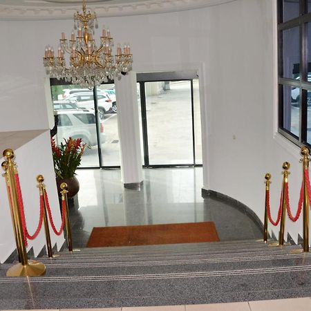 Hotel Vallee Des Princes Ντουάλα Εξωτερικό φωτογραφία