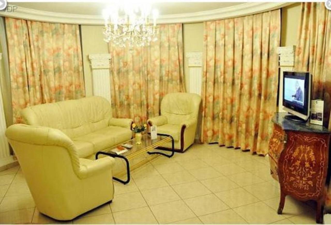 Hotel Vallee Des Princes Ντουάλα Εξωτερικό φωτογραφία