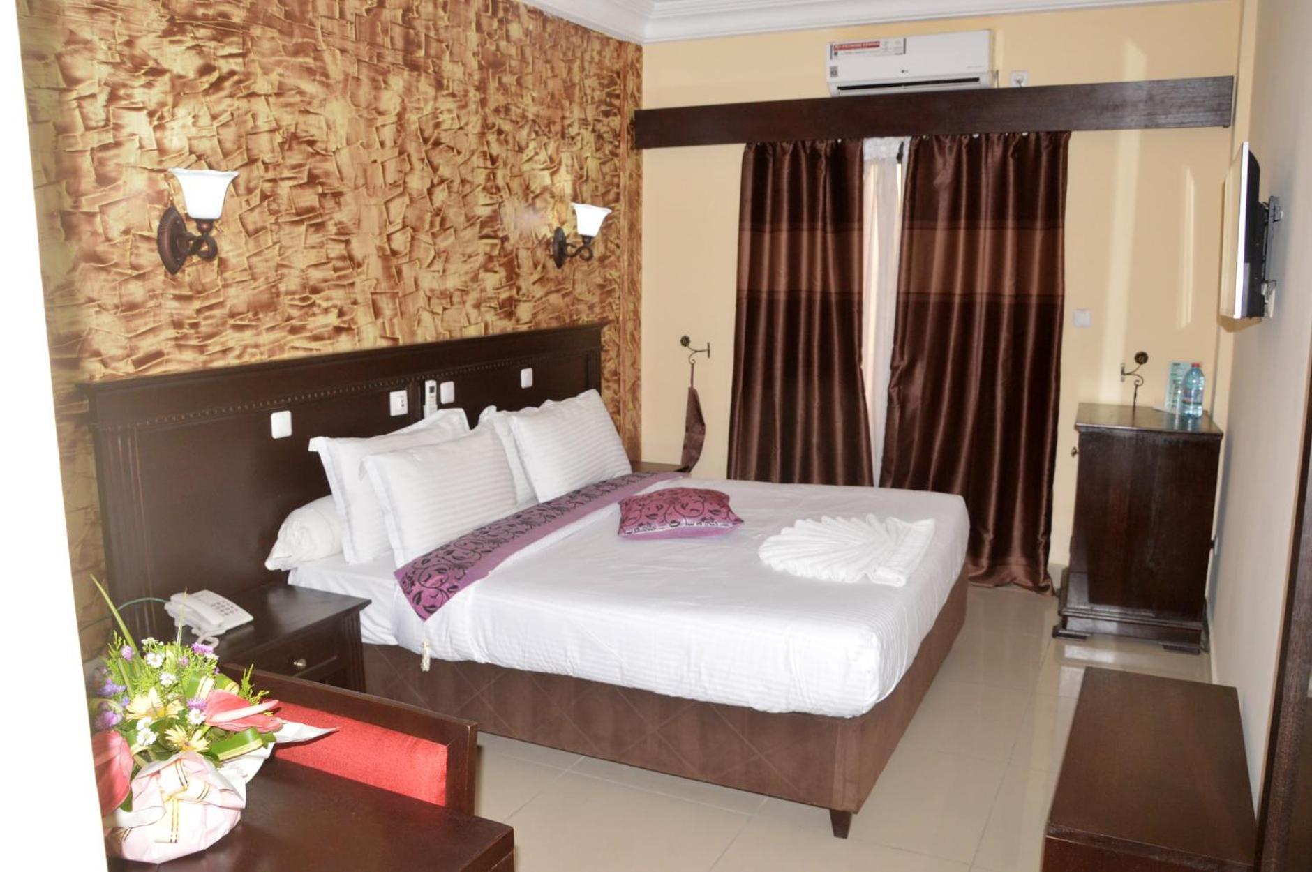 Hotel Vallee Des Princes Ντουάλα Εξωτερικό φωτογραφία